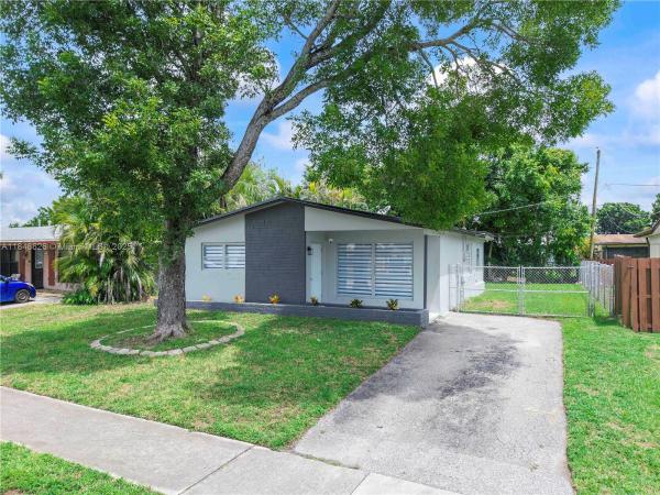 SUNRISE GOLF VILLAGE