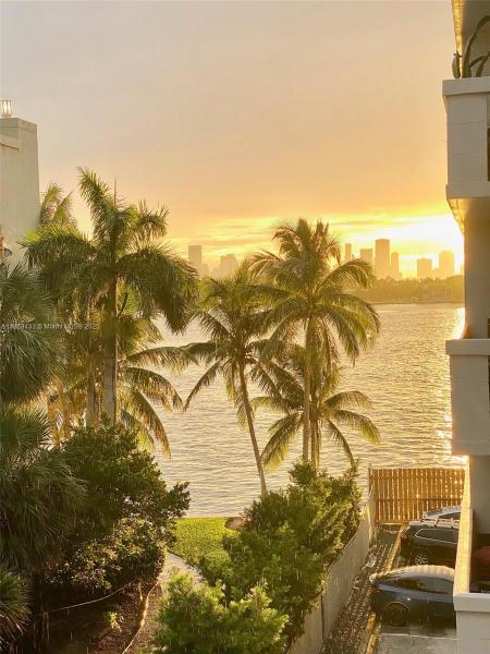 SOUTH BAY CLUB CONDO