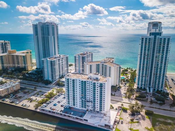3001 S OCEAN DR #903, HOLLYWOOD, FL 33019