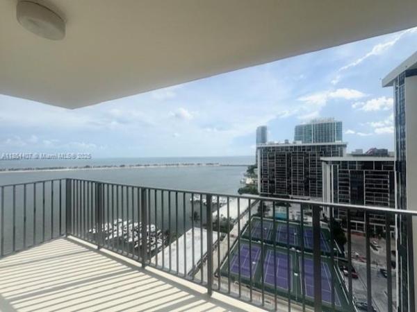 BRICKELL PLACE CONDO