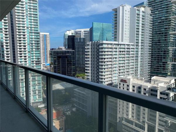 THE AXIS ON BRICKELL II C