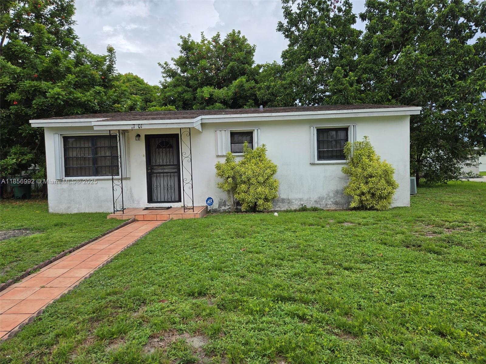 MYRTLE GROVE 1ST ADDN - фото