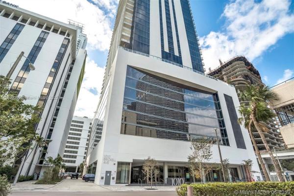 1010 BRICKELL AVE #4710, MIAMI, FL 33131