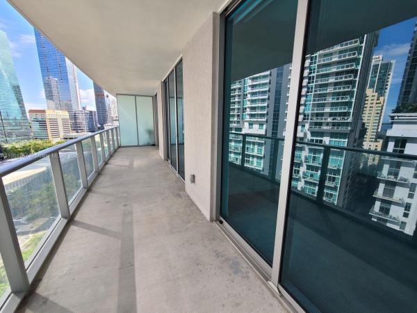 1100 S MIAMI AVE #1211, MIAMI, FL 33130