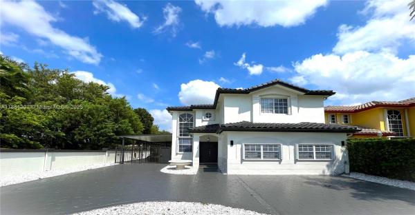 HIGHLANDS AT KENDALL 1ST