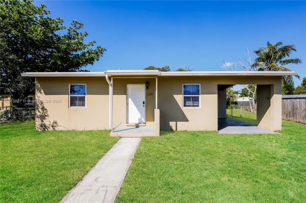 LAUDERDALE MANORS ADD REV