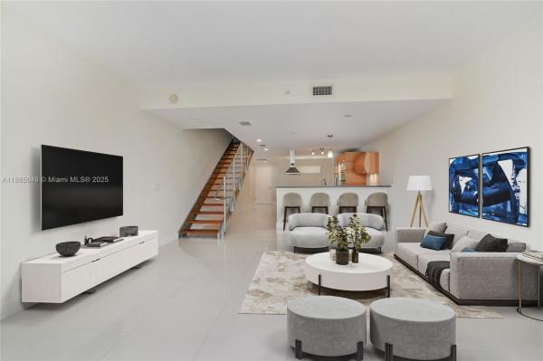 2950 NE 188TH ST #142, AVENTURA, FL 33180