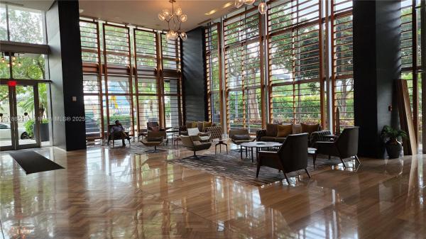 TWO MIDTOWN MIAMI CONDO