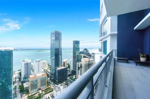 INFINITY AT BRICKELL COND