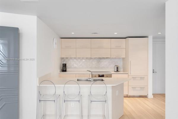 1300 S MIAMI AVE #3709, MIAMI, FL 33130