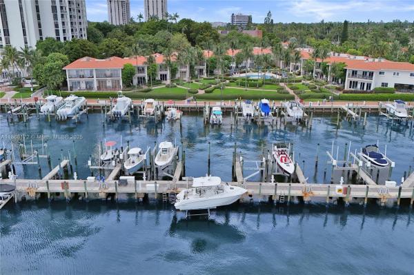 THE TOWERS OF QUAYSIDE CO