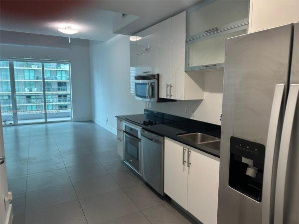 INFINITY AT BRICKELL COND