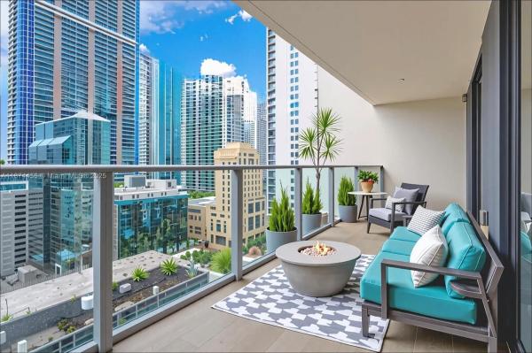 1010 BRICKELL AVE #1902, MIAMI, FL 33131