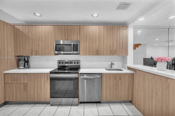 COSTA DEL SOL CONDO NO 2