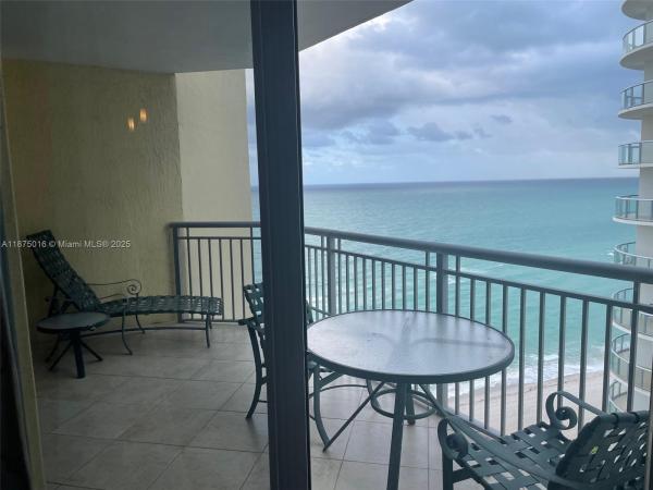 17375 COLLINS AVE #1903, SUNNY ISLES BEACH, FL 33160