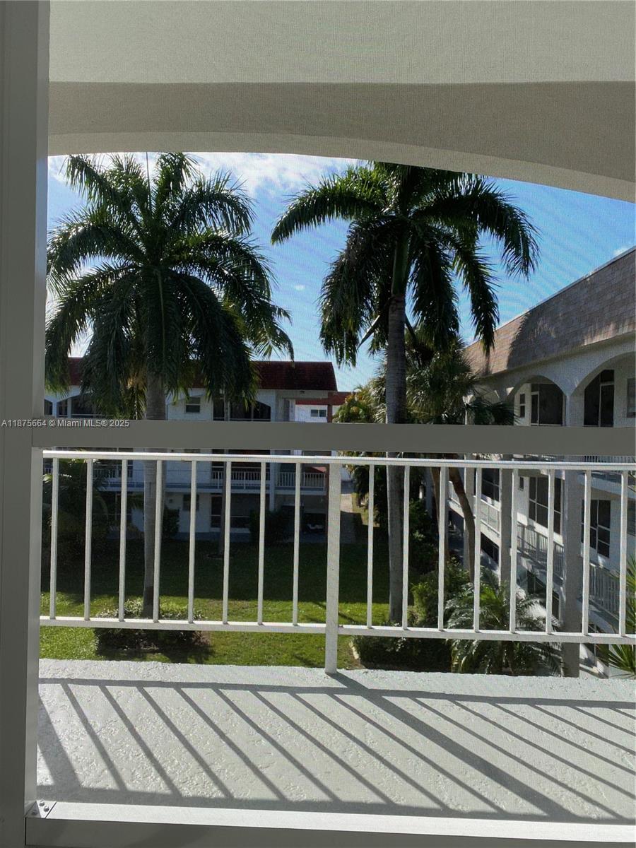 PARADISE VILLAS CONDO - фото