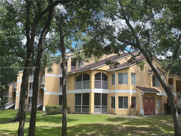 SAILBOAT POINTE CONDO