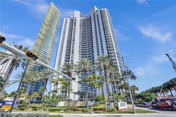 18911 COLLINS AVE #3204, SUNNY ISLES BEACH, FL 33160