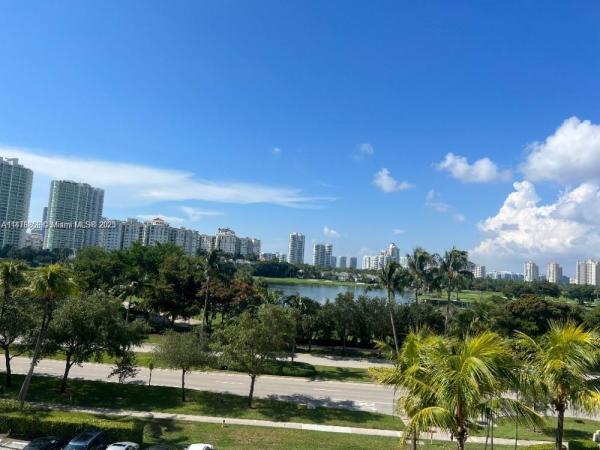 AVENTURA ELDORADO CONDO