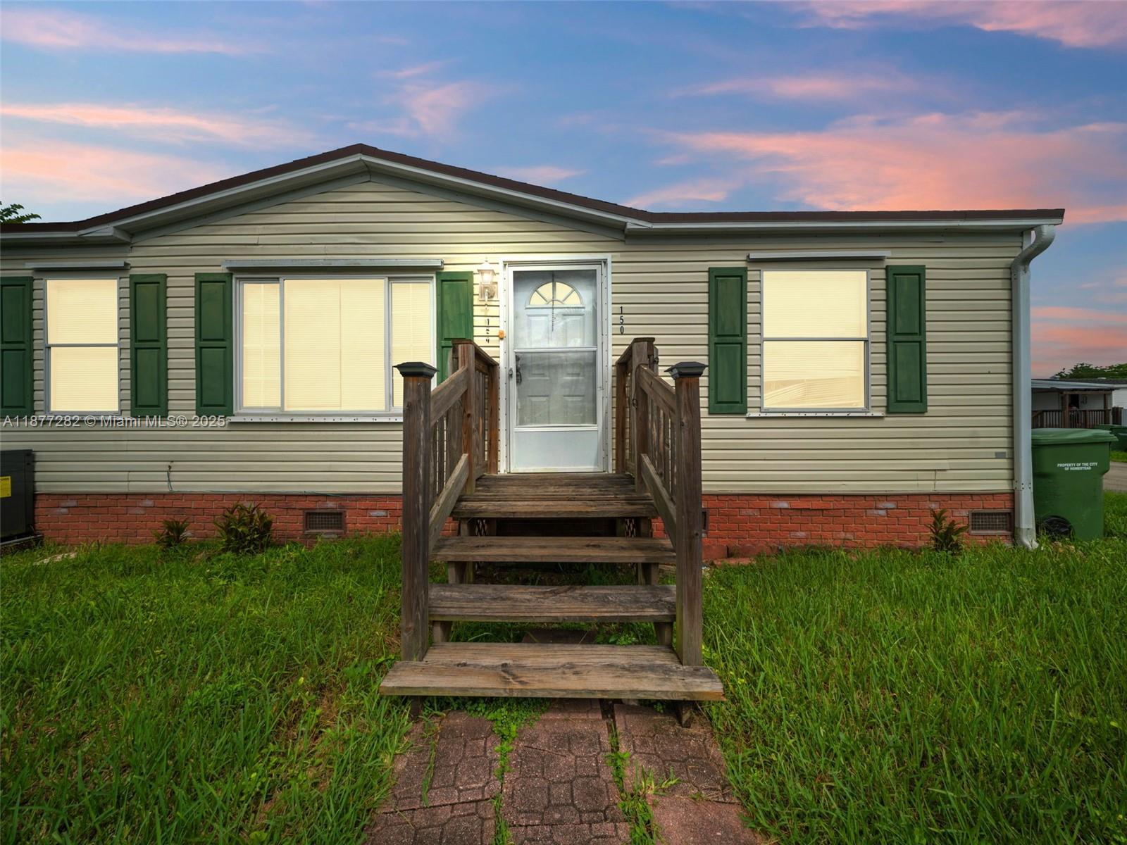 COCOWALK ESTATES - фото