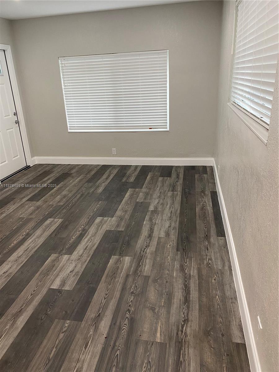 DEERFIELD SHORES - фото