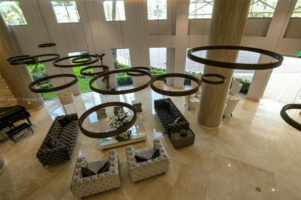 17555 COLLINS AVE #704, SUNNY ISLES BEACH, FL 33160
