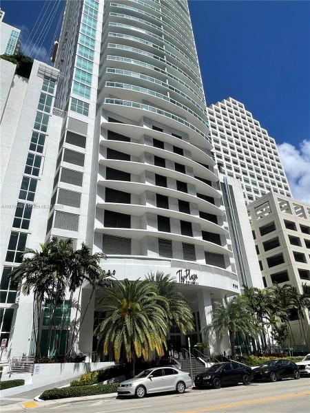 950 BRICKELL BAY DR #1703, MIAMI, FL 33131