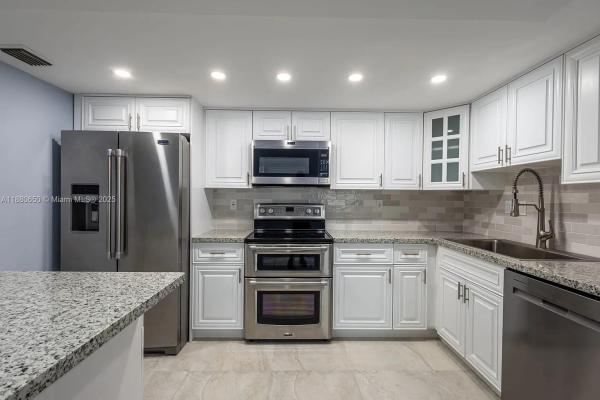 VILLA DORADA CONDO NO 2