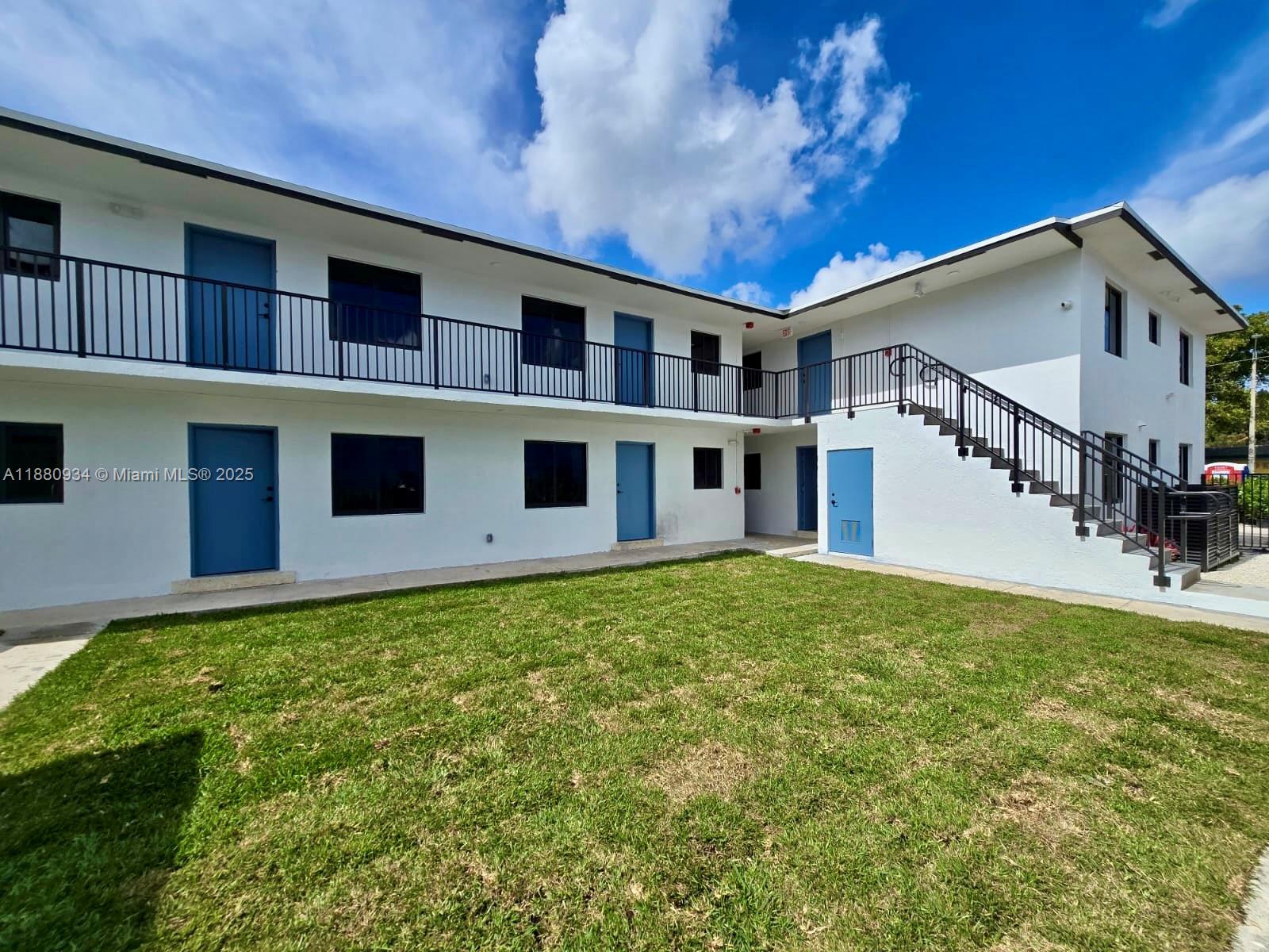 DIXIE HIGHWAY TRACK - фото