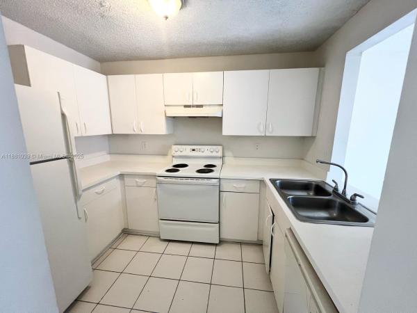 CYPRESS ESTATES OF PALM S