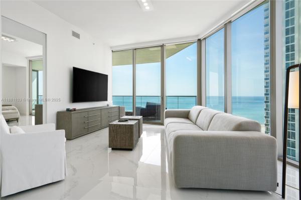 18975 COLLINS AVE #1104, SUNNY ISLES BEACH, FL 33160
