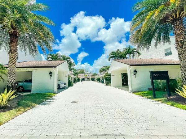 N & M TOWNHOUSE CONDO