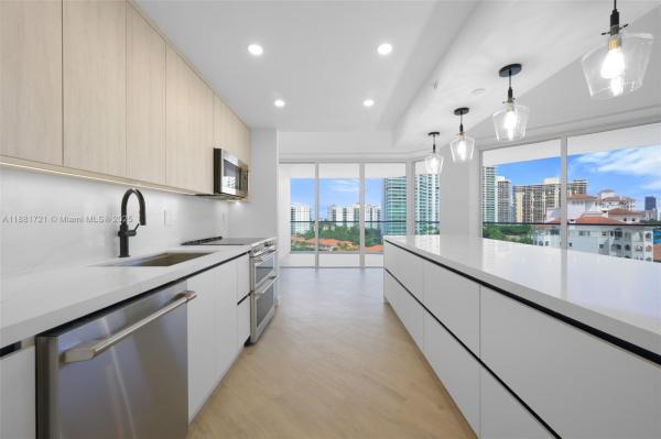 TURNBERRY ISLE CONDO