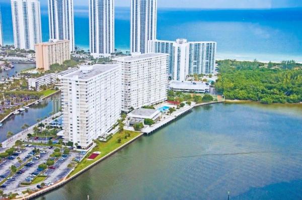 300 BAYVIEW DR #1109, SUNNY ISLES BEACH, FL 33160
