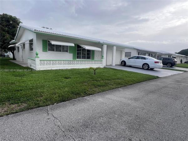 MAINLANDS OF TAMARAC LAKE