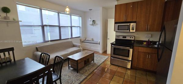 1342 DREXEL CONDO