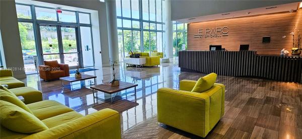 LE PARC AT BRICKELL CONDO