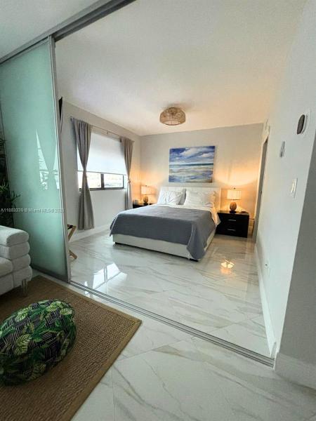 1390 OCEAN DRIVE CONDO