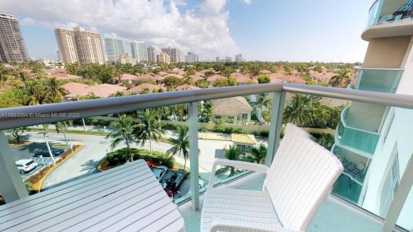 19370 COLLINS AVE #620, SUNNY ISLES BEACH, FL 33160