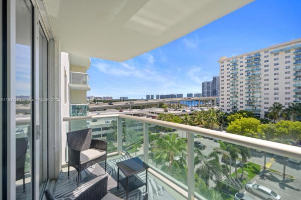19380 COLLINS AVE #609, SUNNY ISLES BEACH, FL 33160