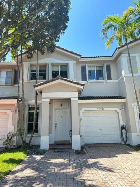 DORAL NORTHEAST TOWNHOMES