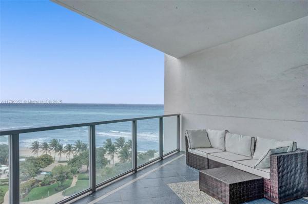 3101 S OCEAN DR #1003, HOLLYWOOD, FL 33019