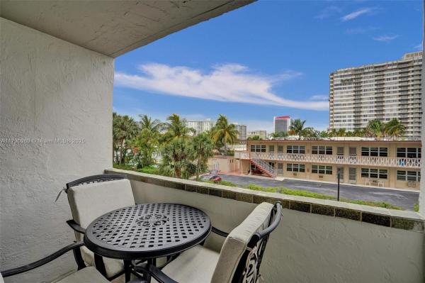 2017 S OCEAN DR #205, HALLANDALE BEACH, FL 33009