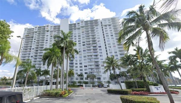 2851 NE 183RD ST #501E, AVENTURA, FL 33160