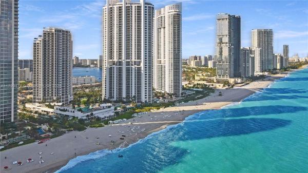 18001 COLLINS AVE #2605, SUNNY ISLES BEACH, FL 33160