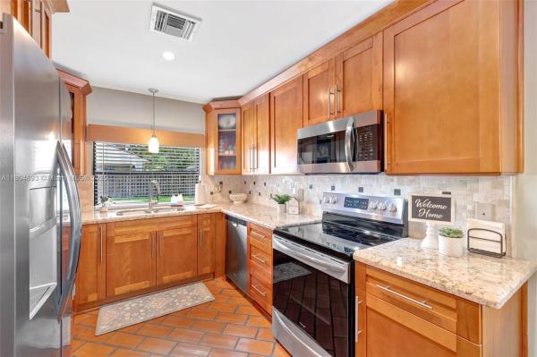 ROCK CREEK - Tierra Vista