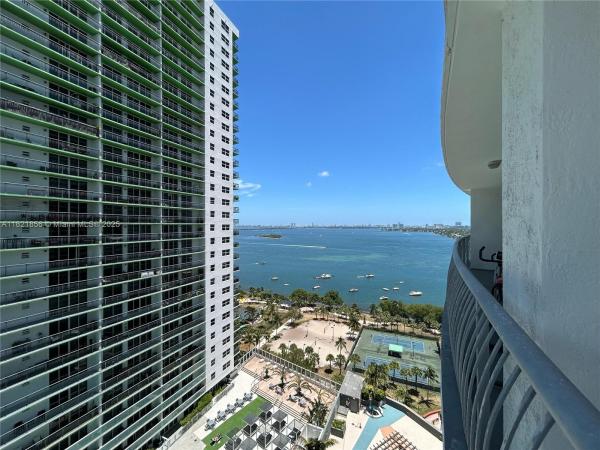 1750 N BAYSHORE DR #2207, MIAMI, FL 33132