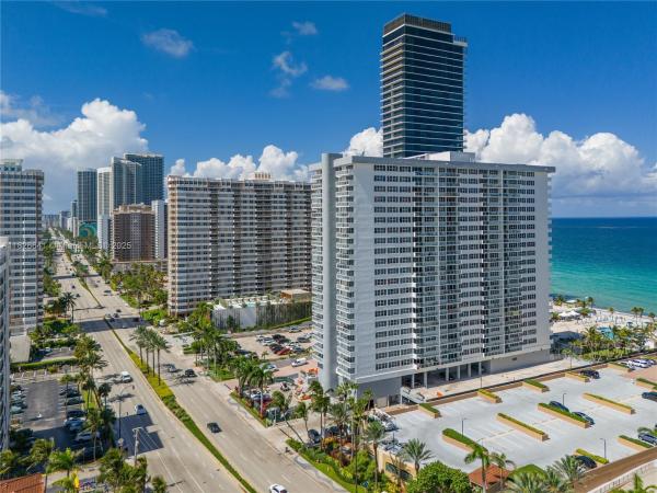 2030 S OCEAN DR #227, HALLANDALE BEACH, FL 33009