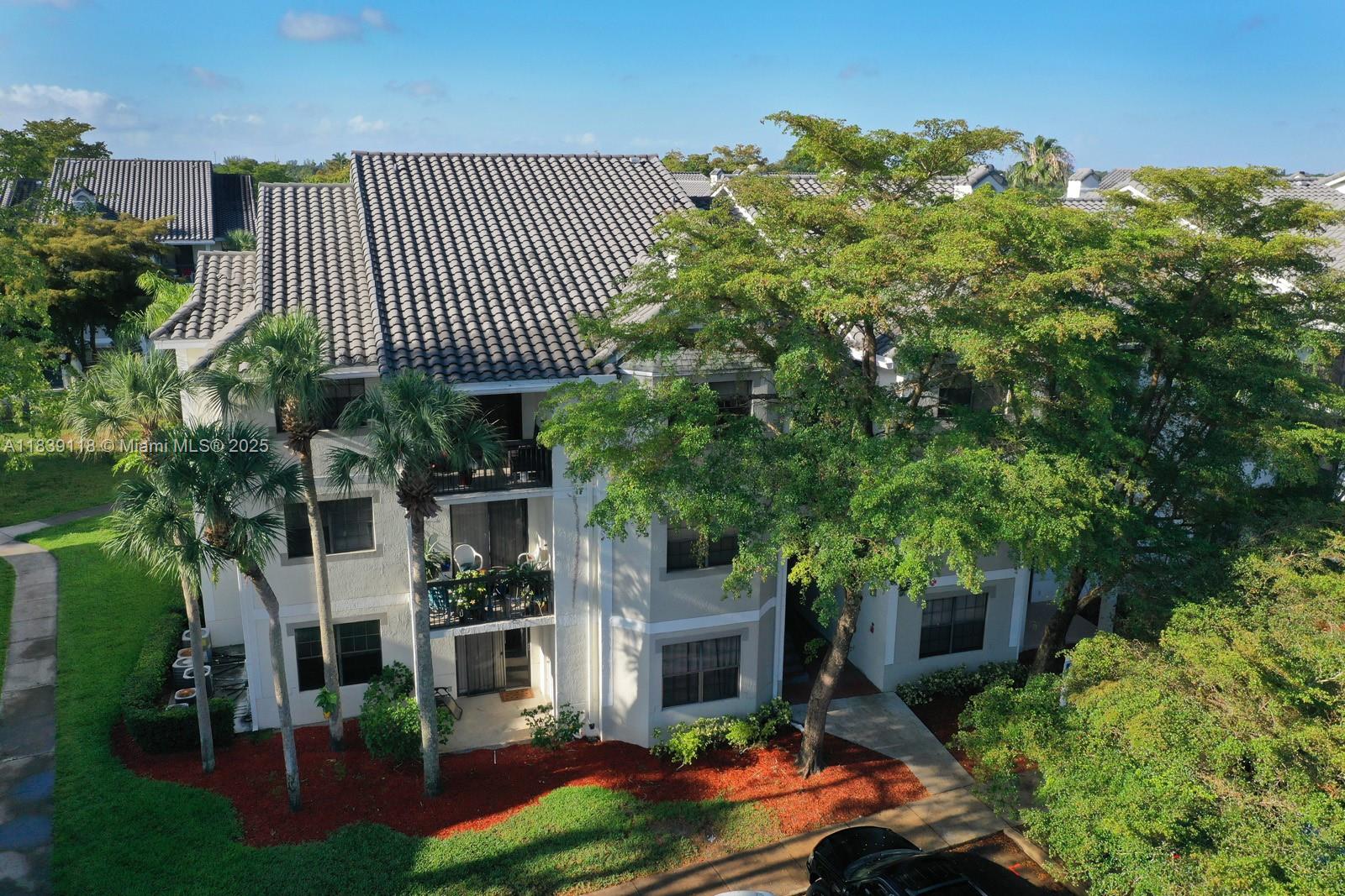 ATLANTIC SPRINGS CONDO - фото