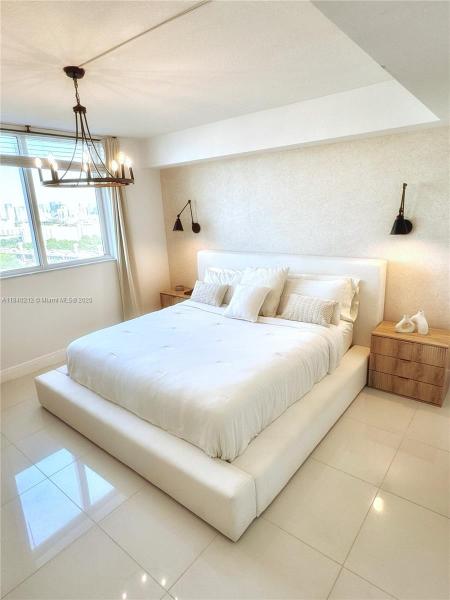 TERRAZAS RIVERPARK VILLAG